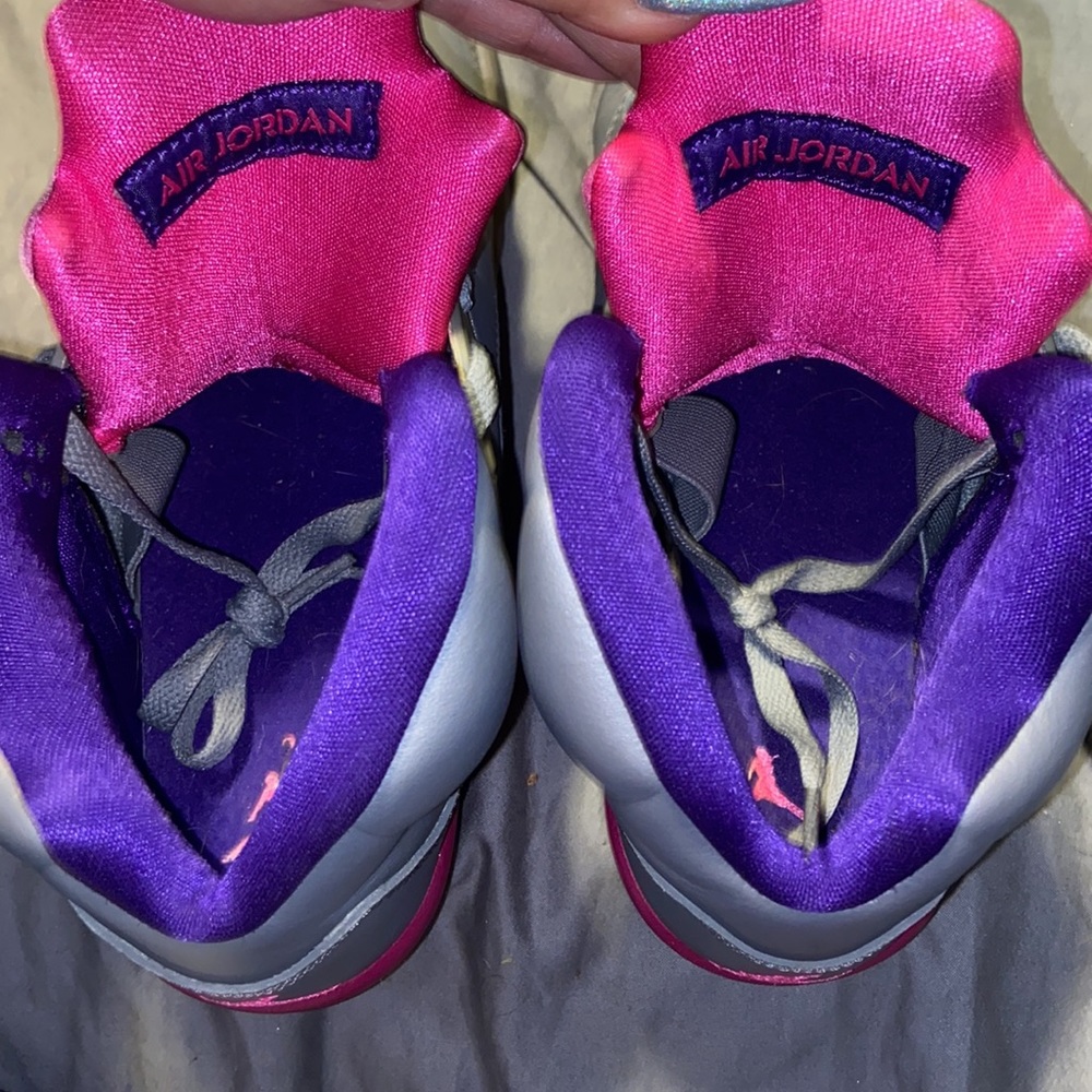 Shoes - Picture 5 of 6